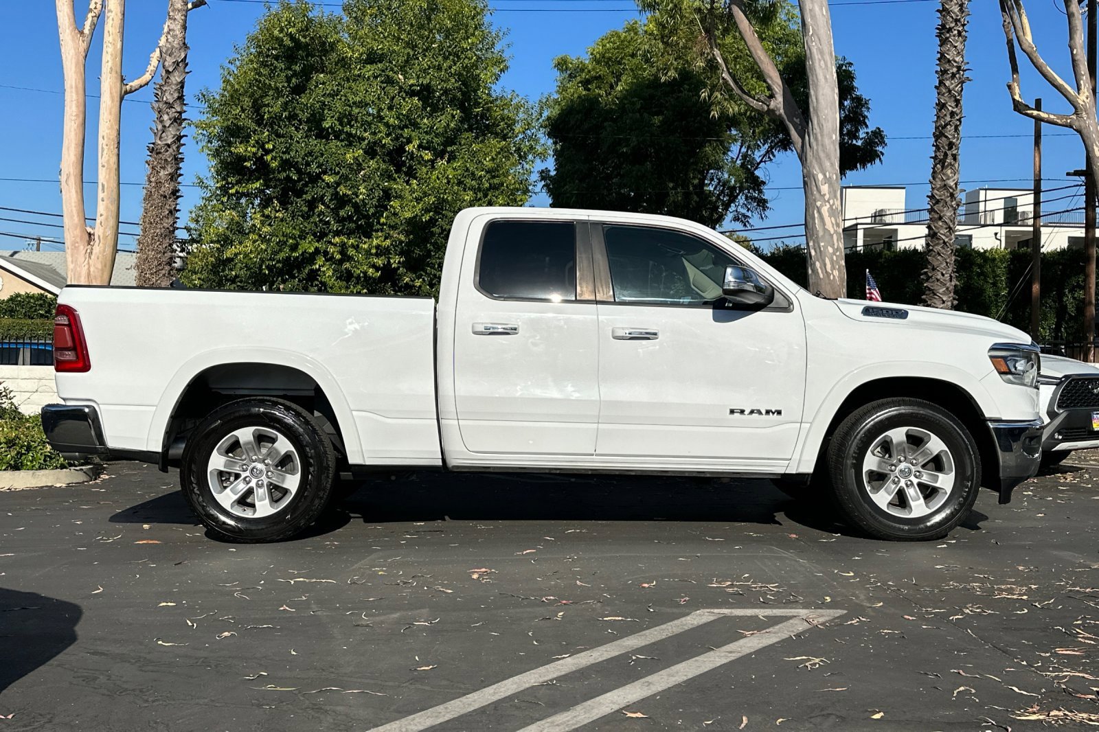 2020 Ram 1500 Laramie photo 3