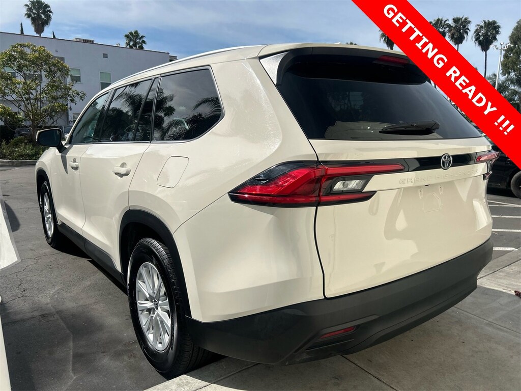 Used 2024 Toyota Grand Highlander XLE SUV