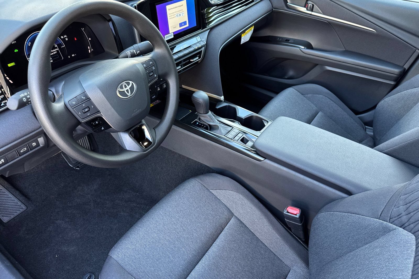 2026 Toyota Camry LE - Photo 10