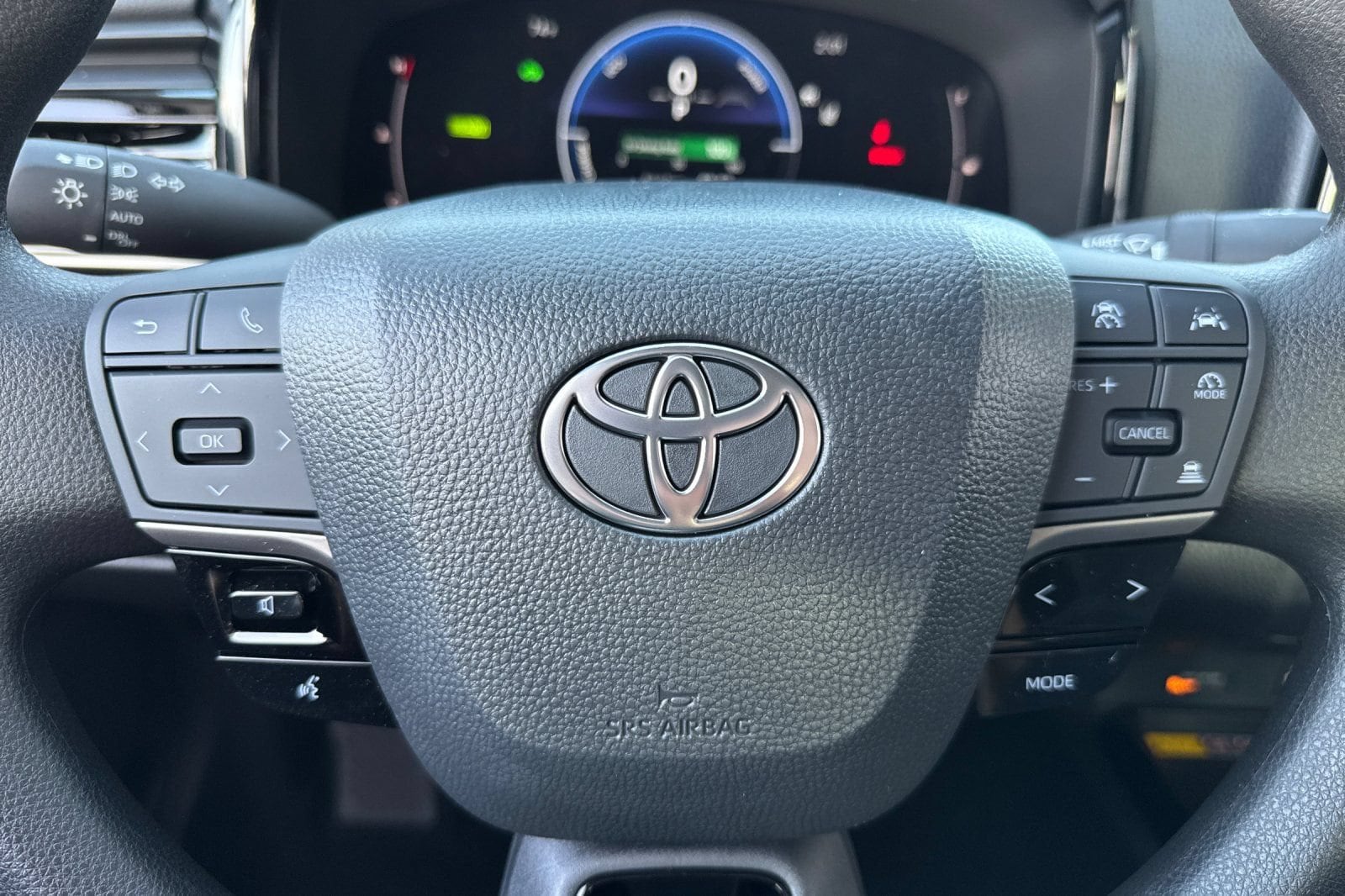 2026 Toyota Camry LE - Photo 26