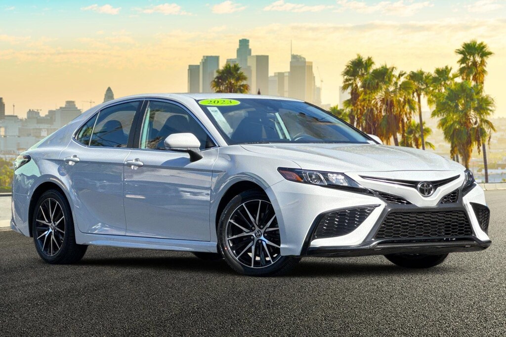 Used 2023 Toyota Camry SE Sedan
