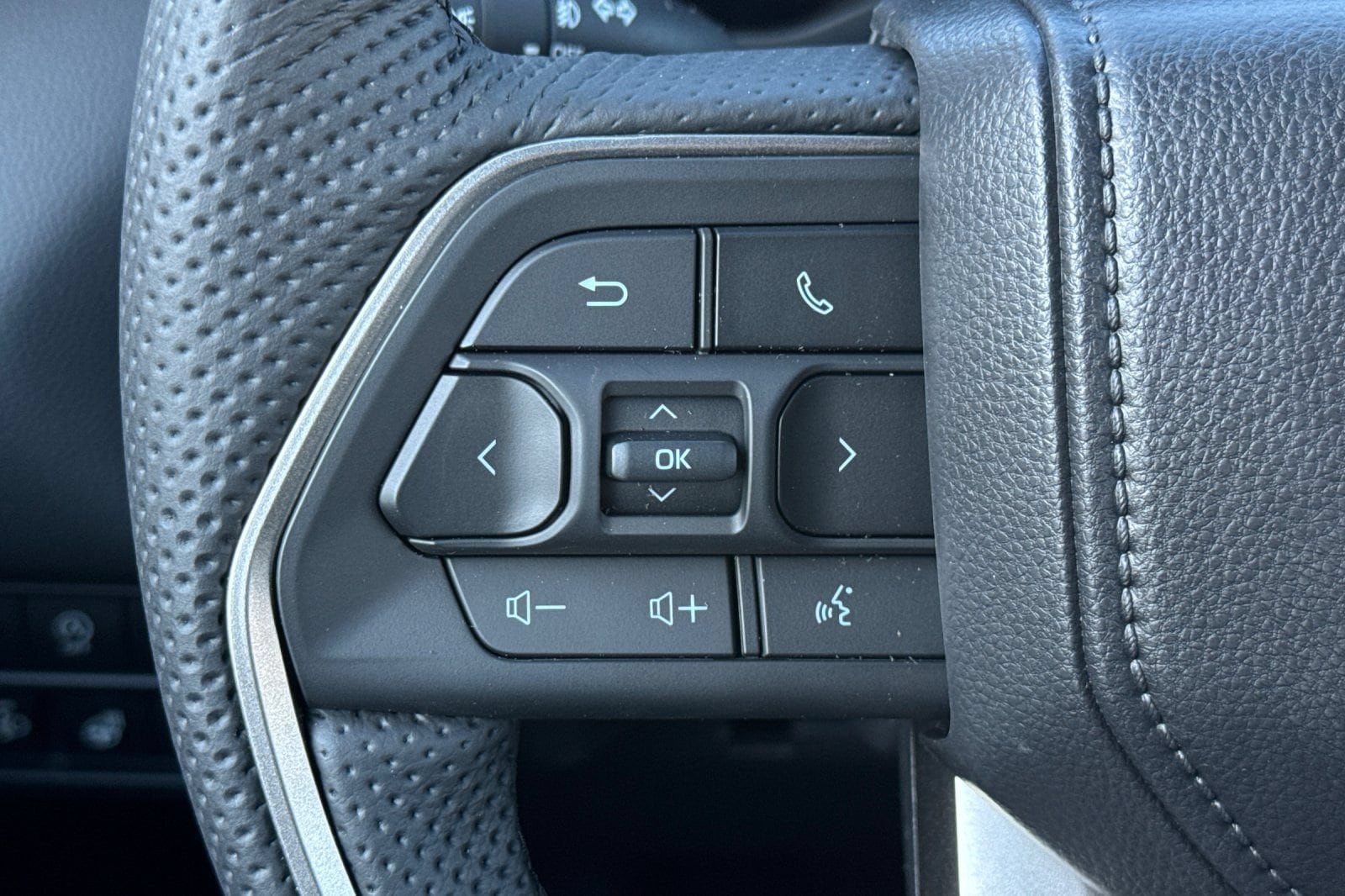 2026 Toyota Tundra Limited - Photo 27