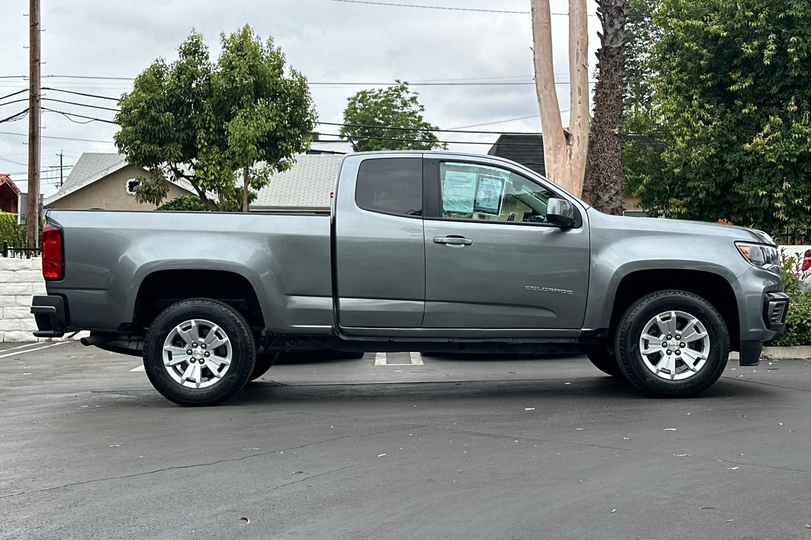 2022 Chevrolet Colorado LT photo 3