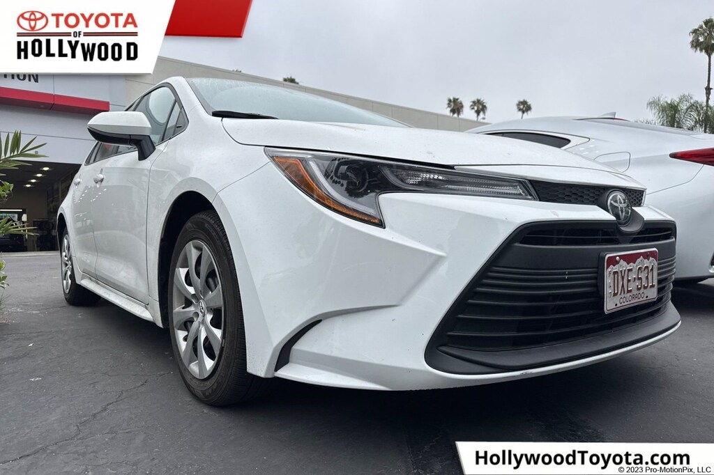 Certified 2025 Toyota Corolla LE Sedan