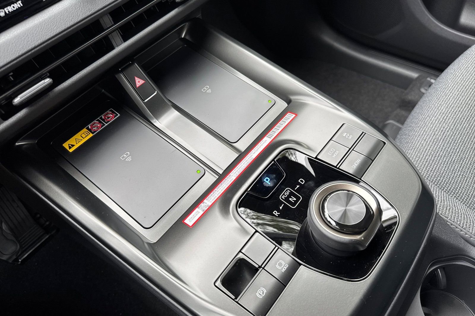 2026 Toyota bZ XLE - Photo 23