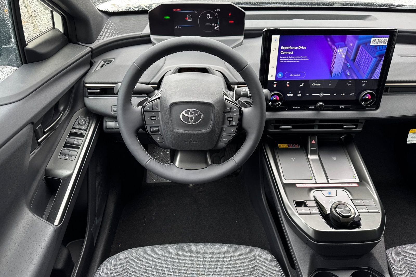 2026 Toyota bZ XLE - Photo 14