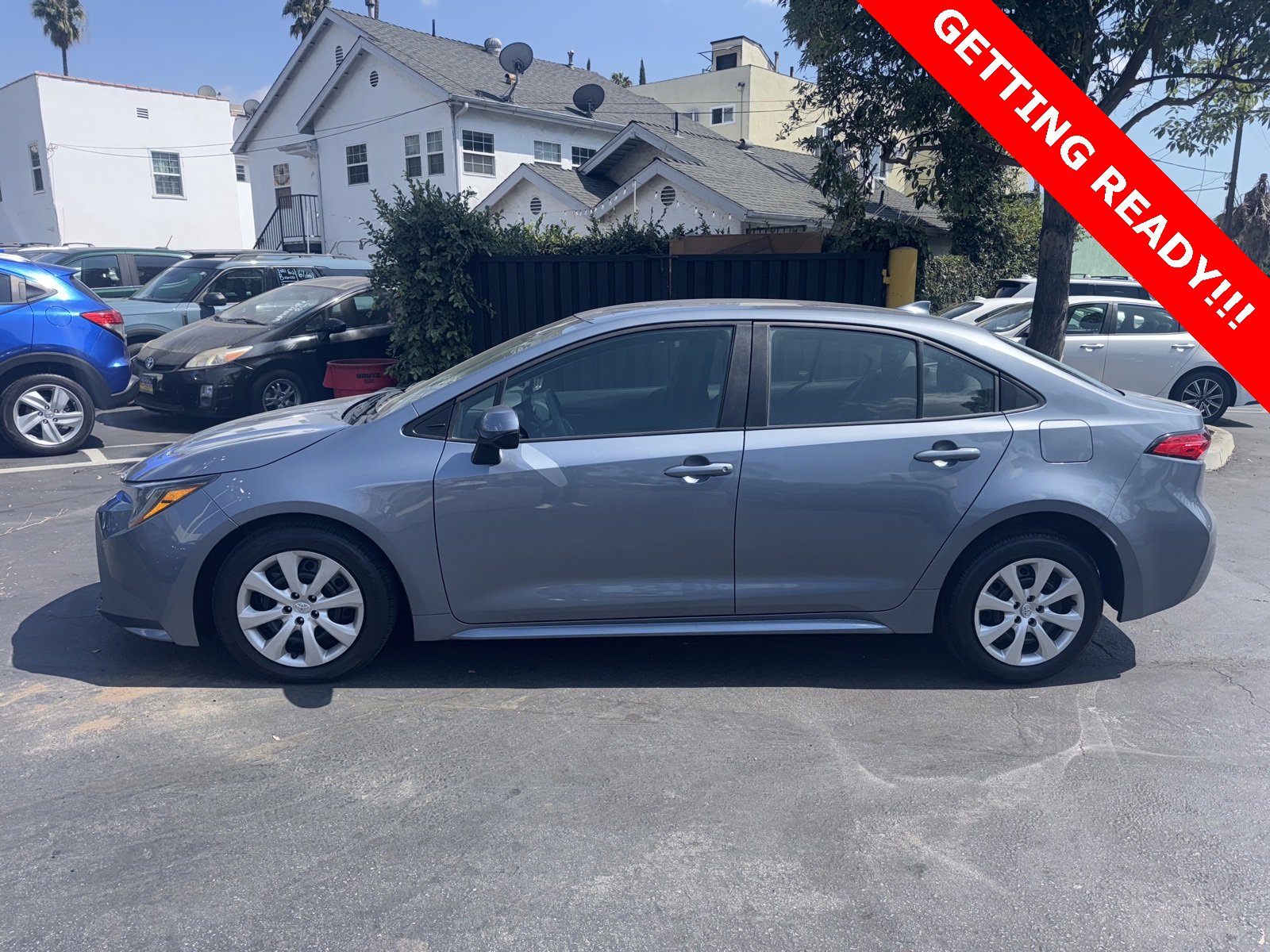 2024 Toyota Corolla LE photo 3
