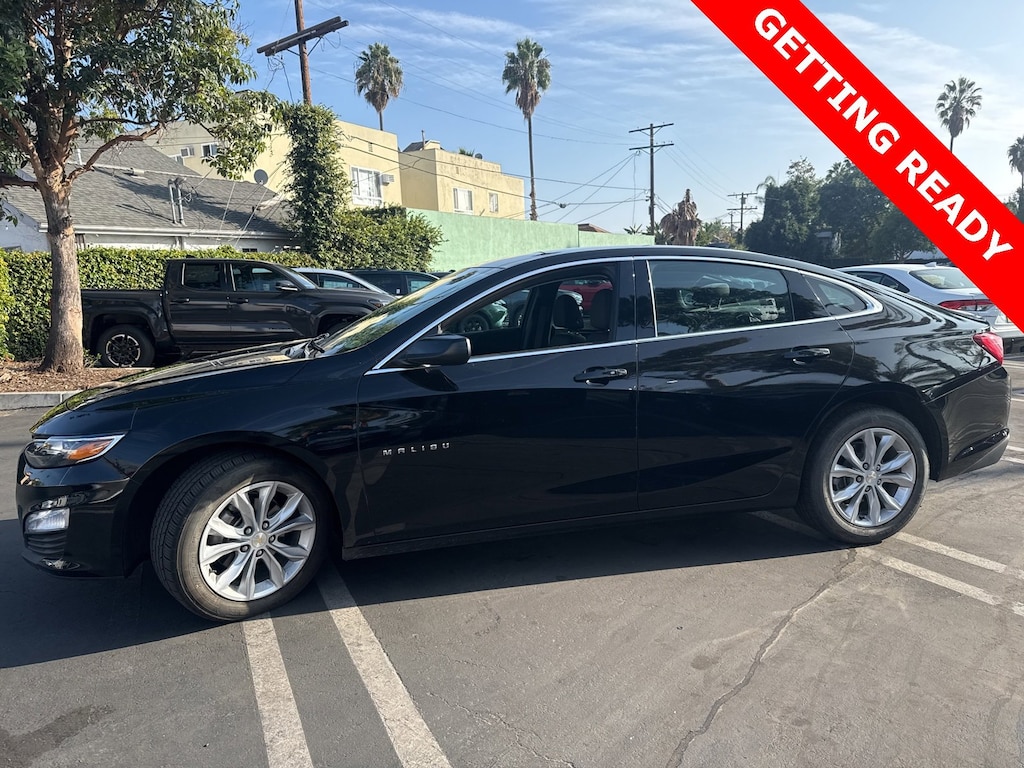 2024 Chevrolet Malibu 1LT photo 3