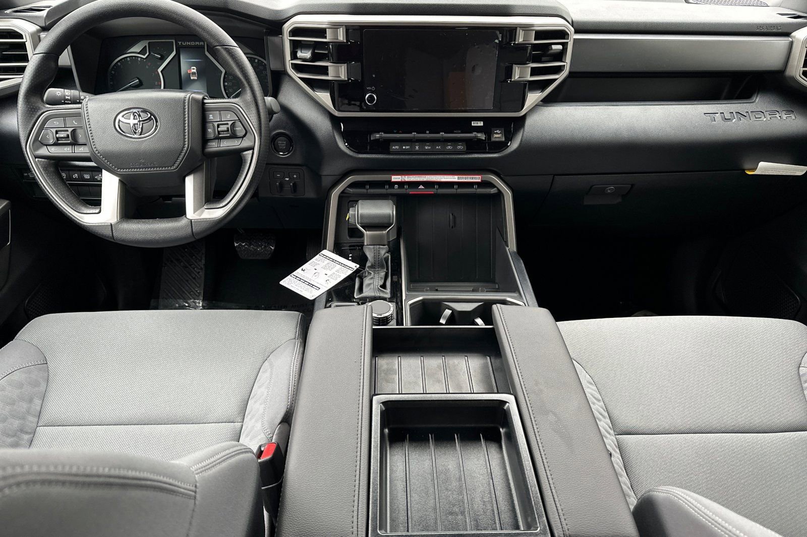 2025 Toyota Tundra SR5 - Photo 15