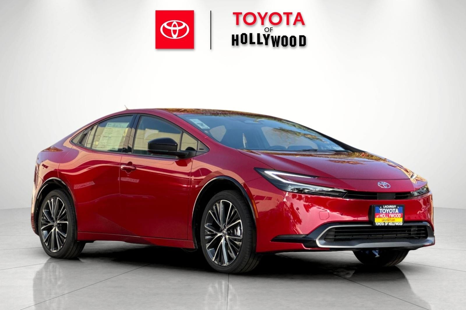 2026 Toyota Prius XLE's photo