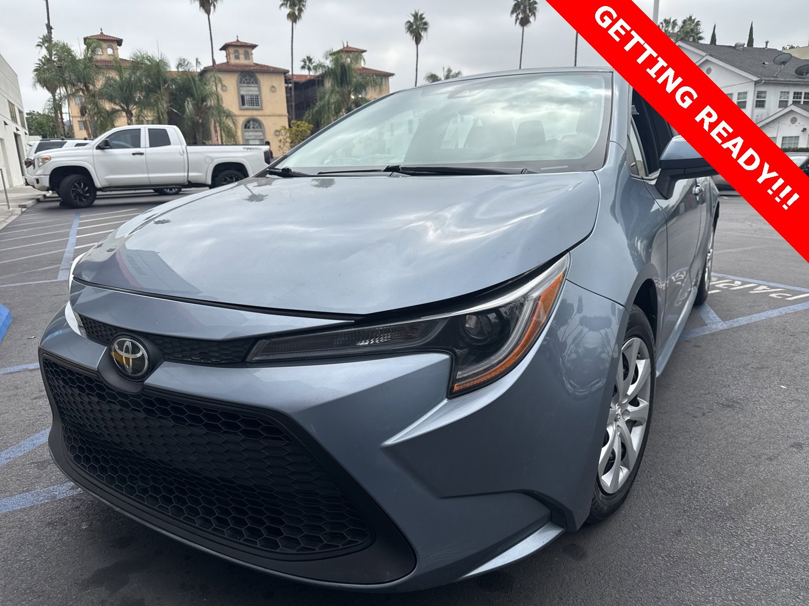 Used 2022 Toyota Corolla LE with VIN 5YFEPMAE2NP367255 for sale in Kansas City