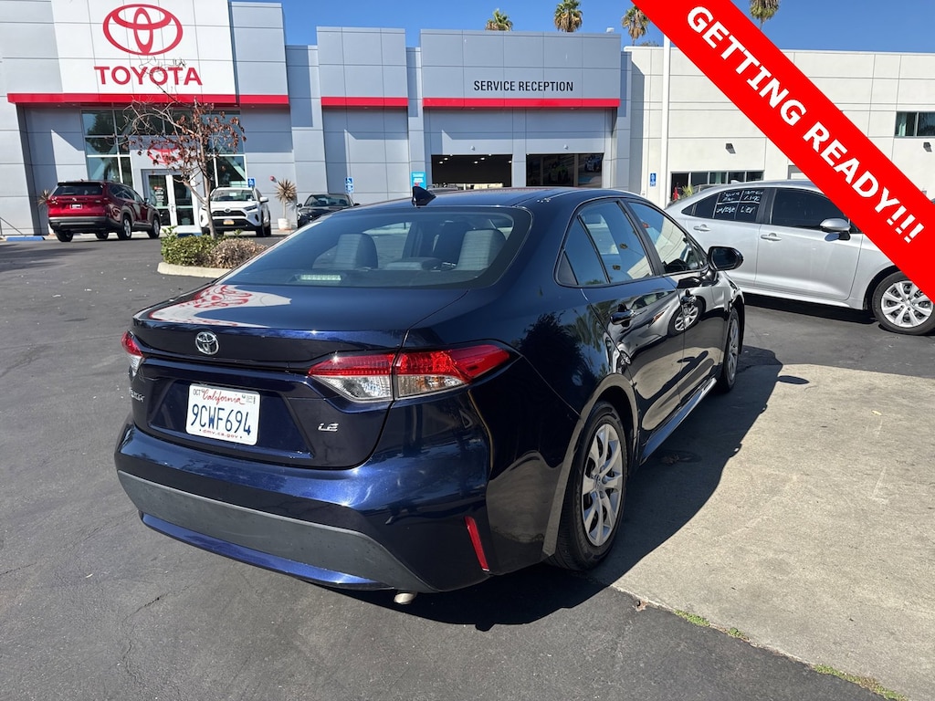 2022 Toyota Corolla LE photo 5