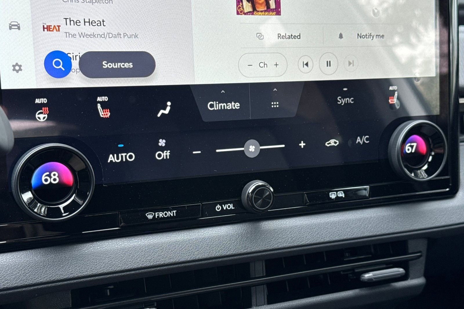 2026 Toyota bZ XLE - Photo 22