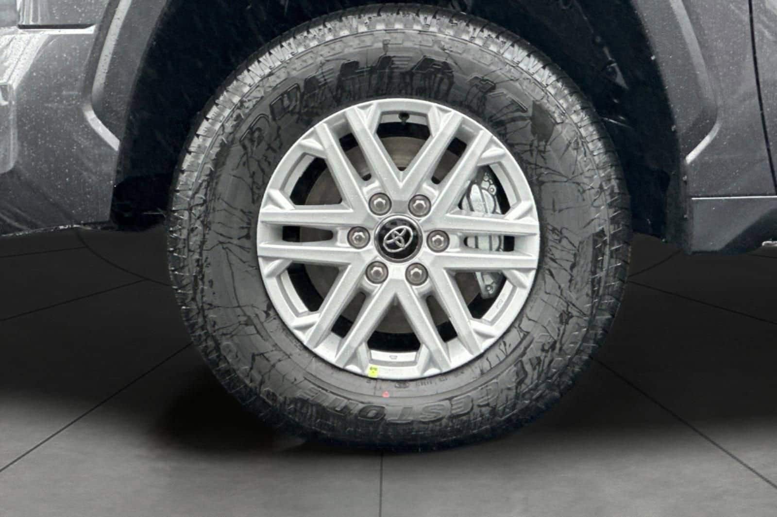 2025 Toyota Tundra SR5 - Photo 33
