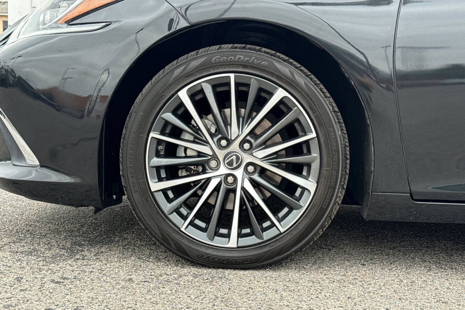 2023 Lexus ES 350 - Photo 27