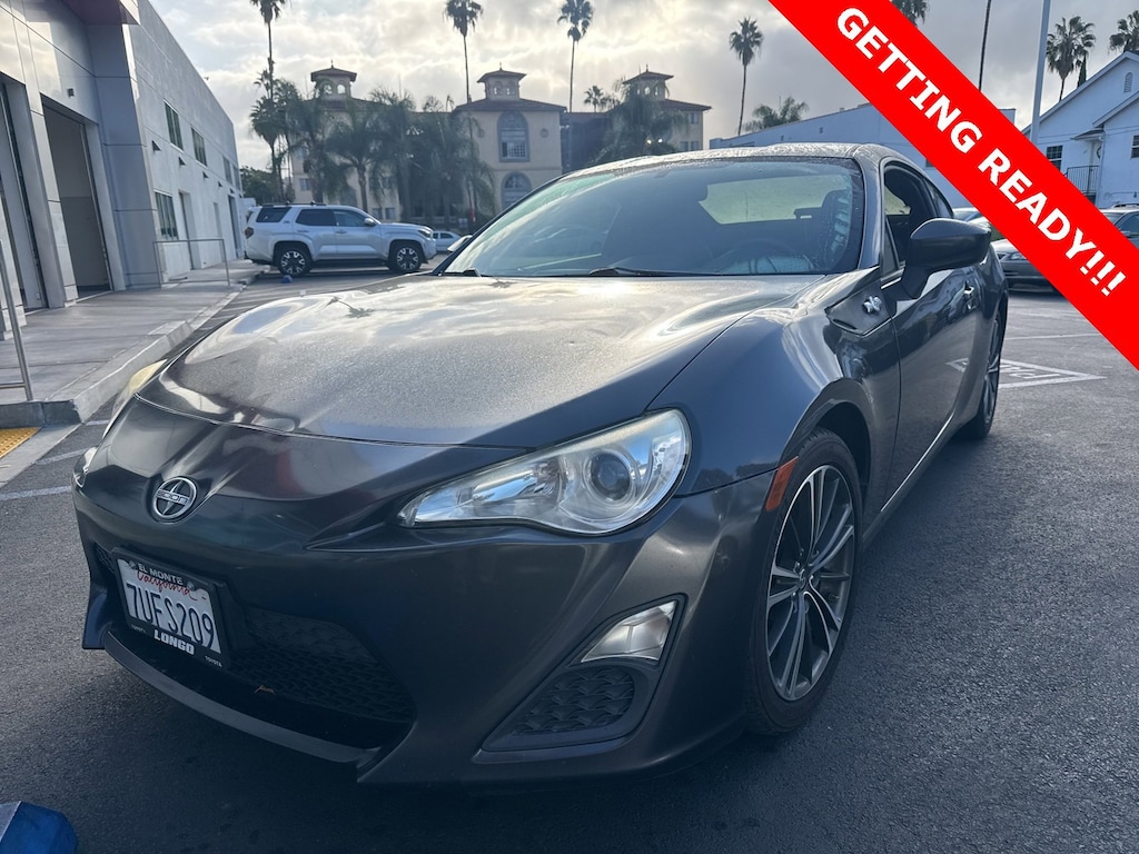 2016 Scion FR-S Base photo 2