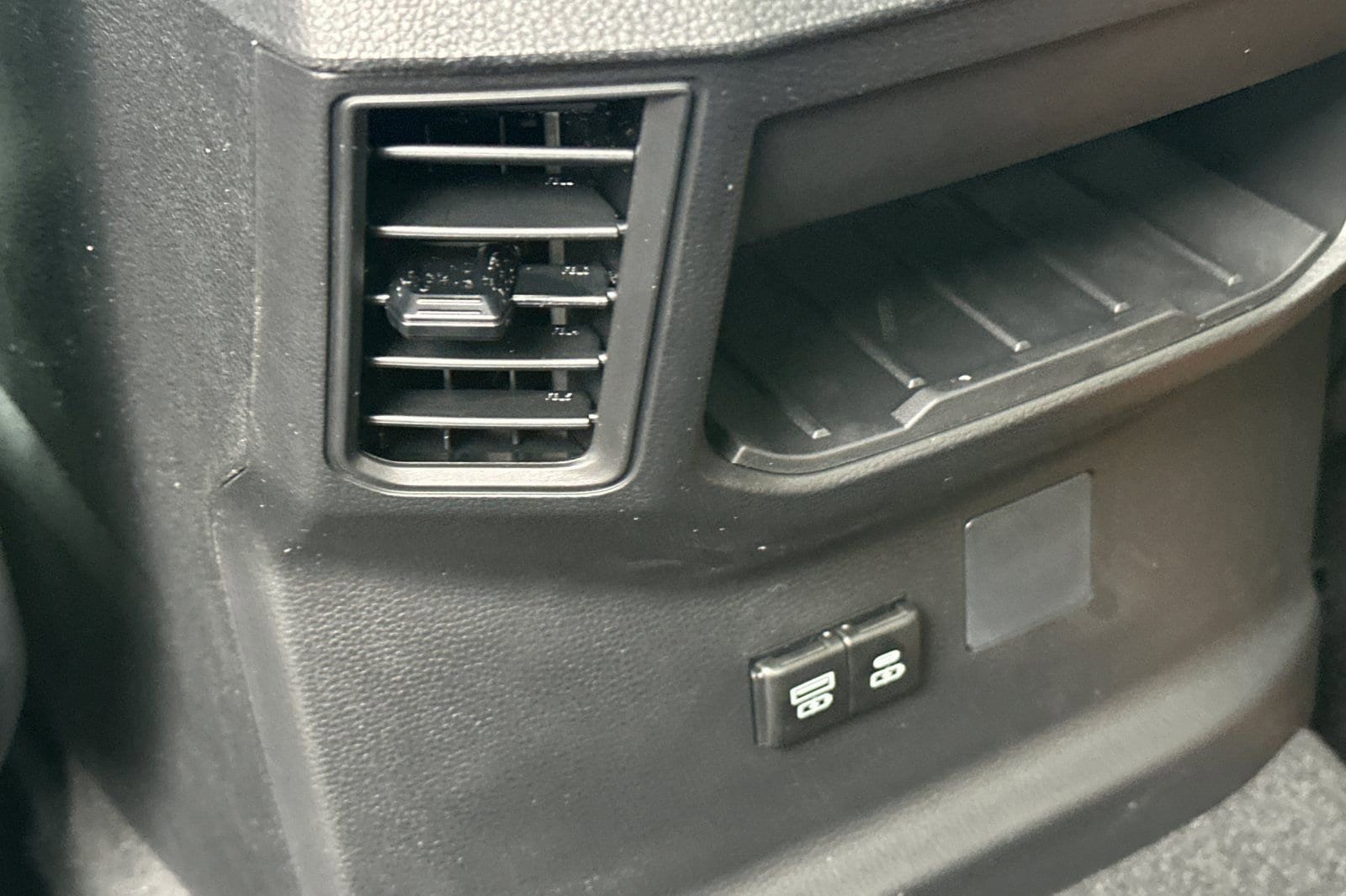 2025 Toyota Tundra SR5 - Photo 14