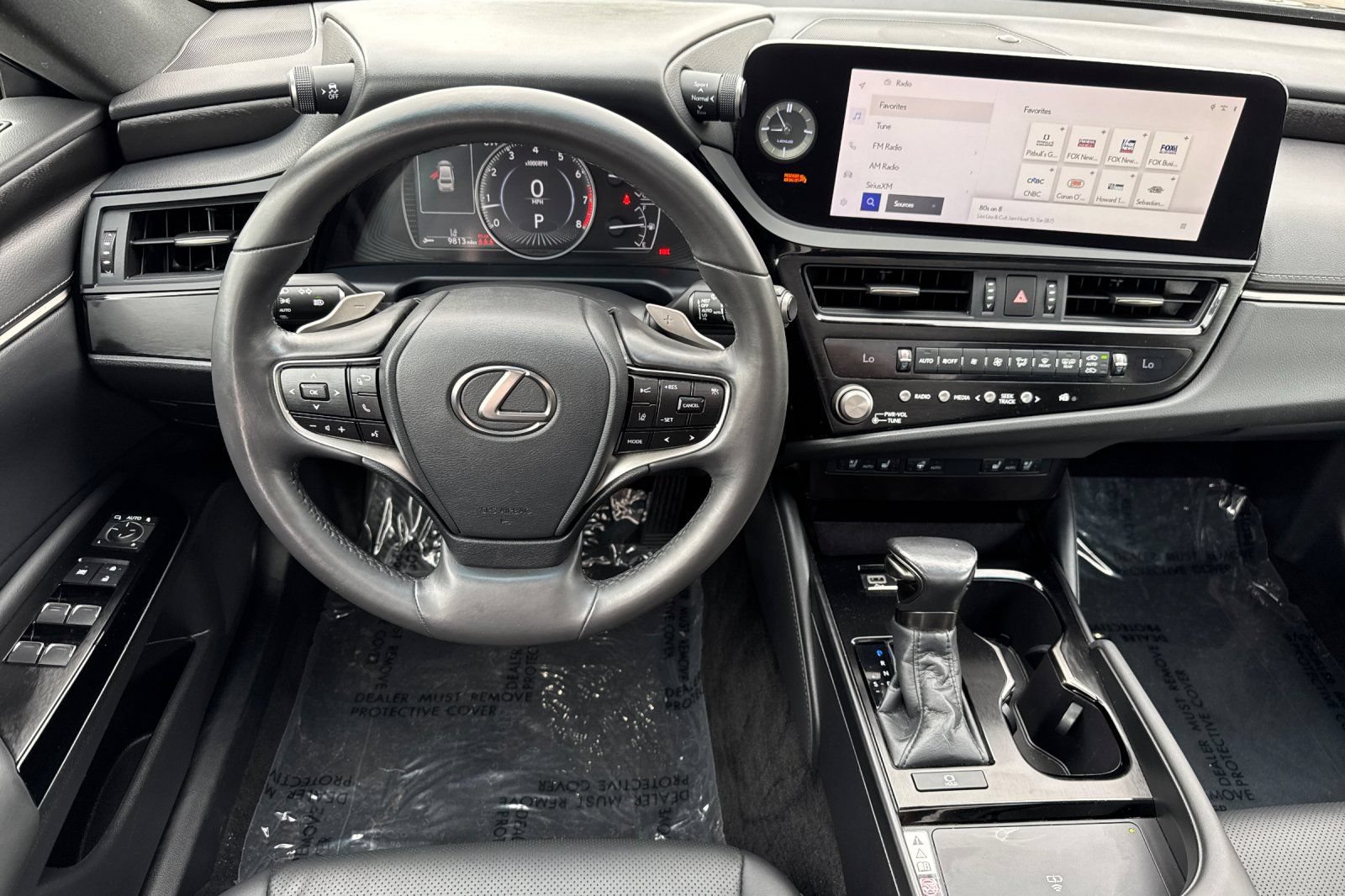2023 Lexus ES 350 - Photo 15