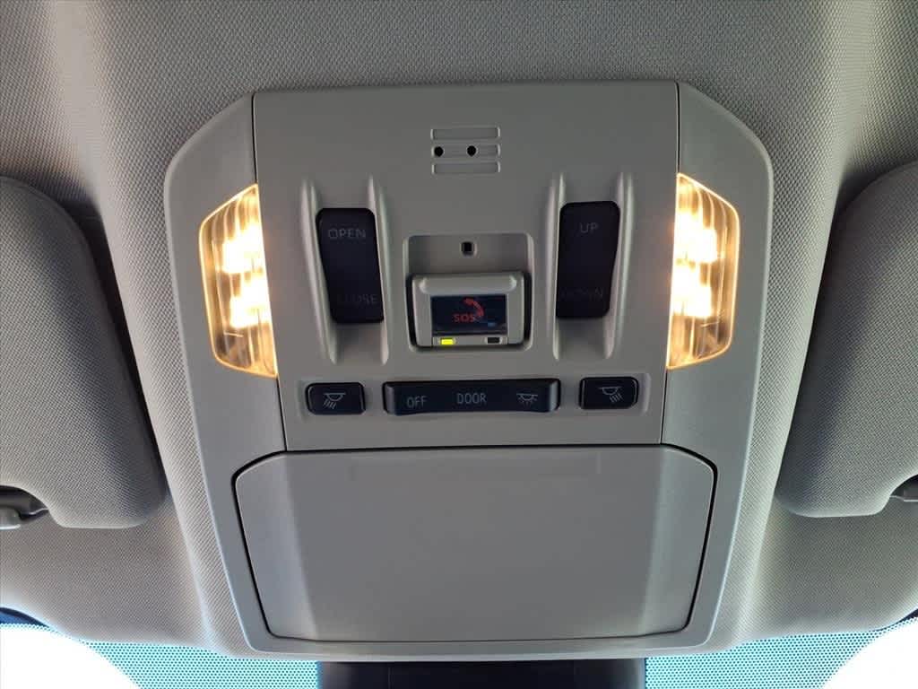 Thumbnail: 2021 Toyota Highlander - 23