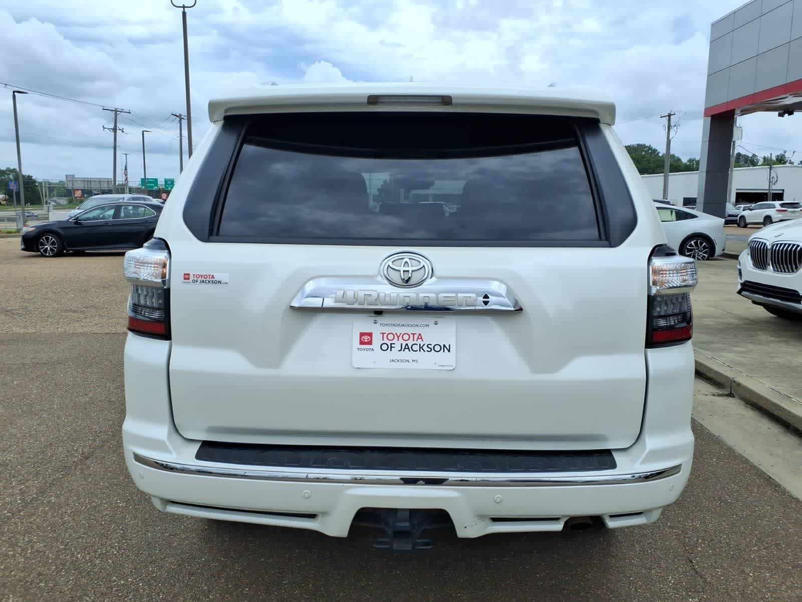 Thumbnail: 2022 Toyota 4Runner - 6