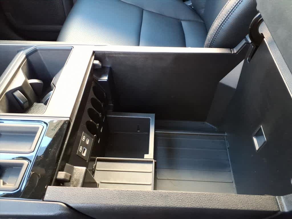 Thumbnail: 2025 Toyota Tundra - 21