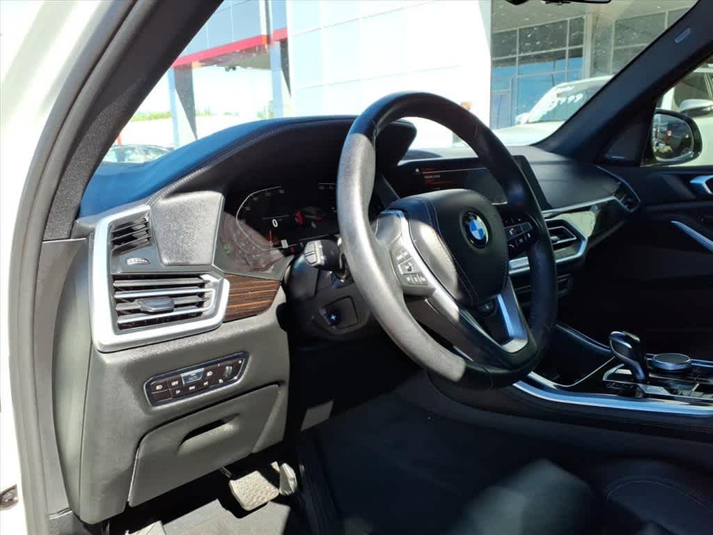 Thumbnail: 2021 BMW X5 - 12