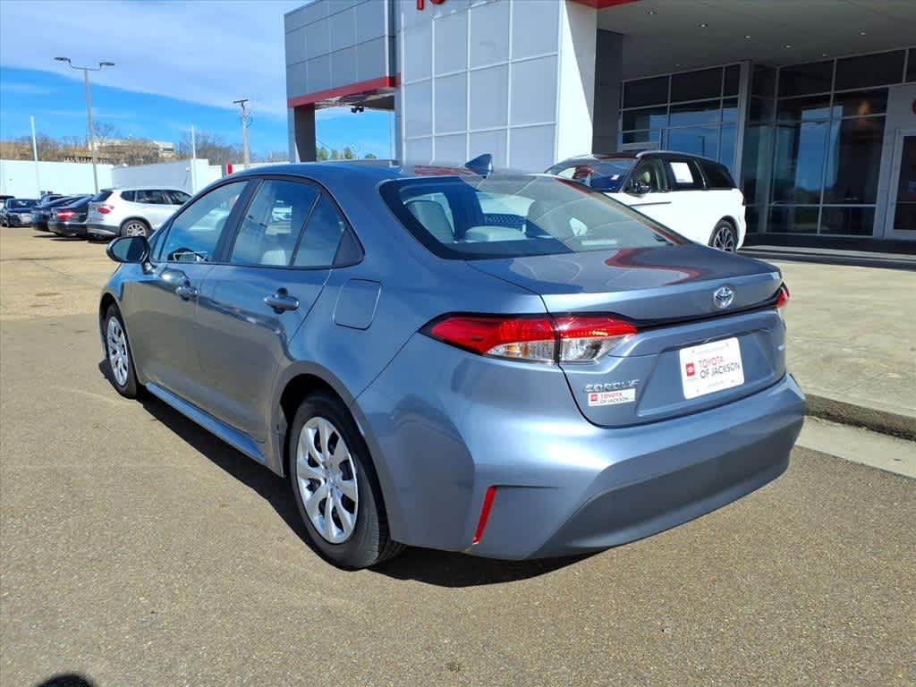 Thumbnail: 2023 Toyota Corolla - 7