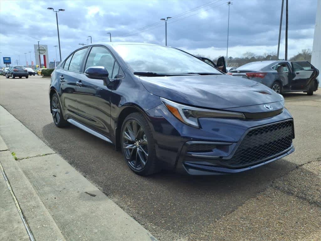 Thumbnail: 2025 Toyota Corolla - 3