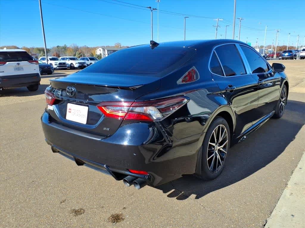 Thumbnail: 2023 Toyota Camry - 5