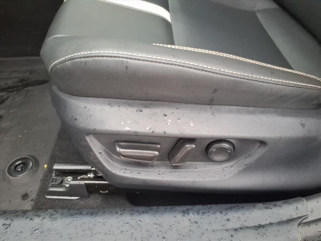 Thumbnail: 2025 Toyota Camry - 11