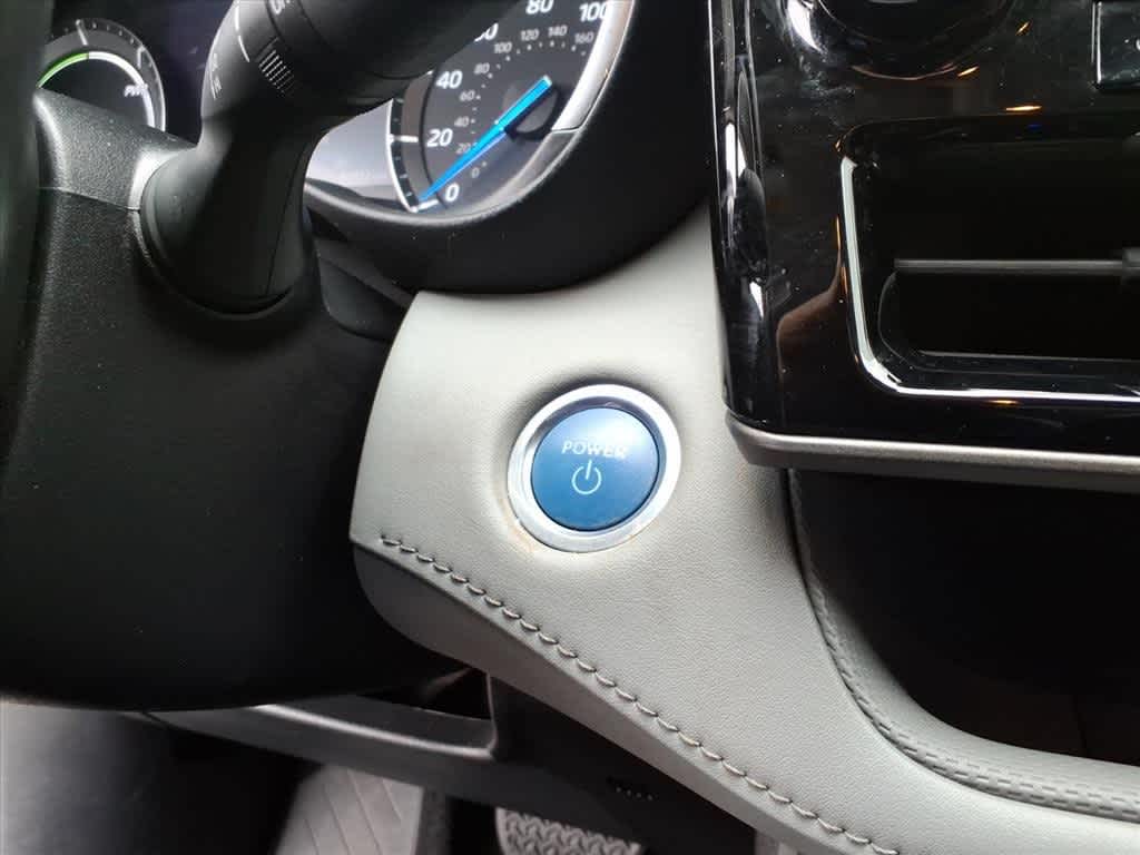 Thumbnail: 2021 Toyota Highlander - 18