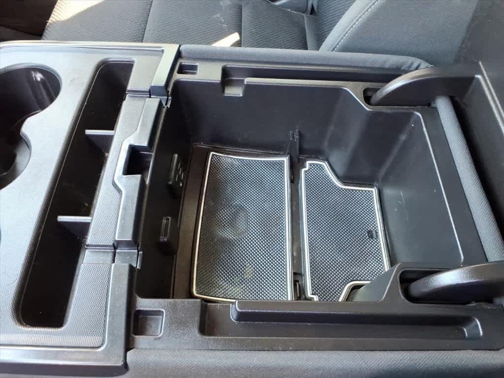 Thumbnail: 2014 Chevrolet Silverado 1500 - 22