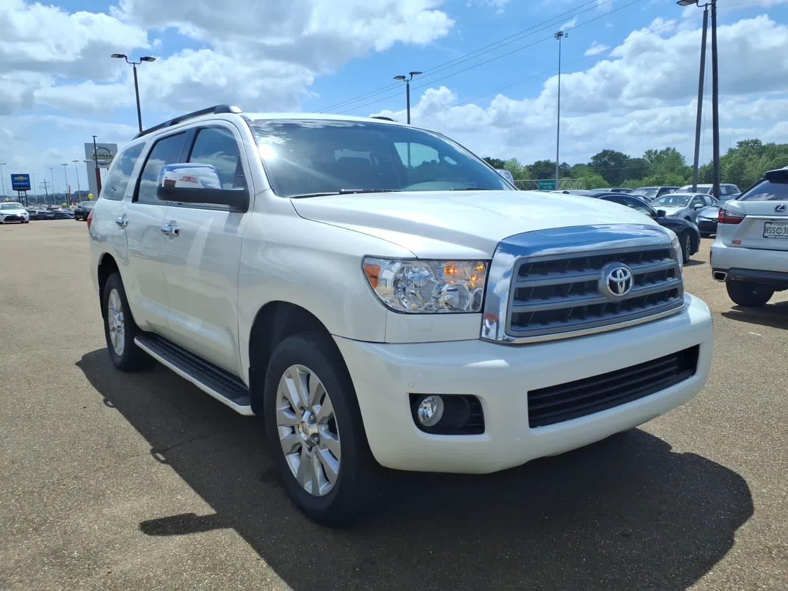 Thumbnail: 2017 Toyota Sequoia - 3