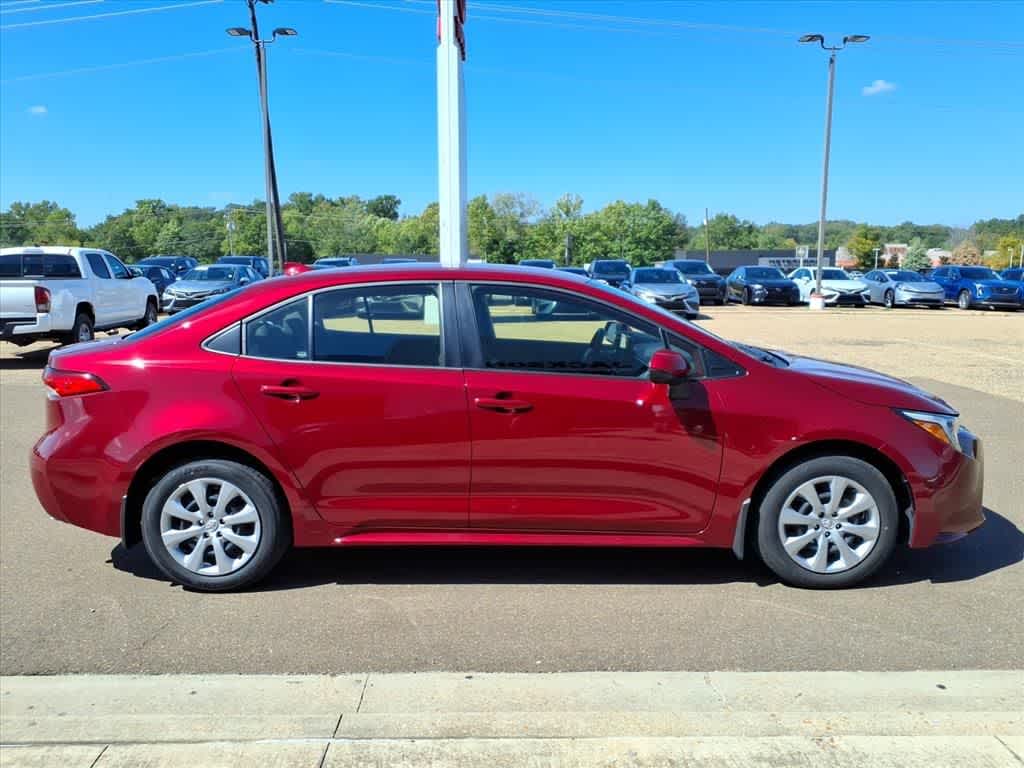 Thumbnail: 2025 Toyota Corolla - 4