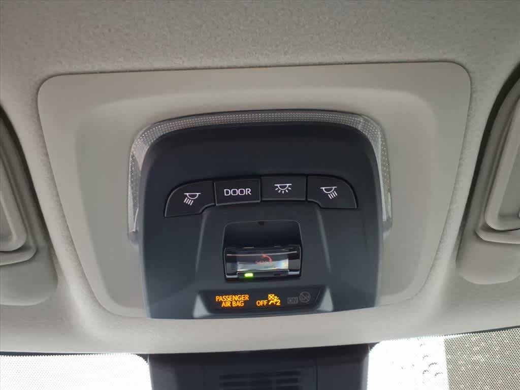 Thumbnail: 2025 Toyota Corolla - 24