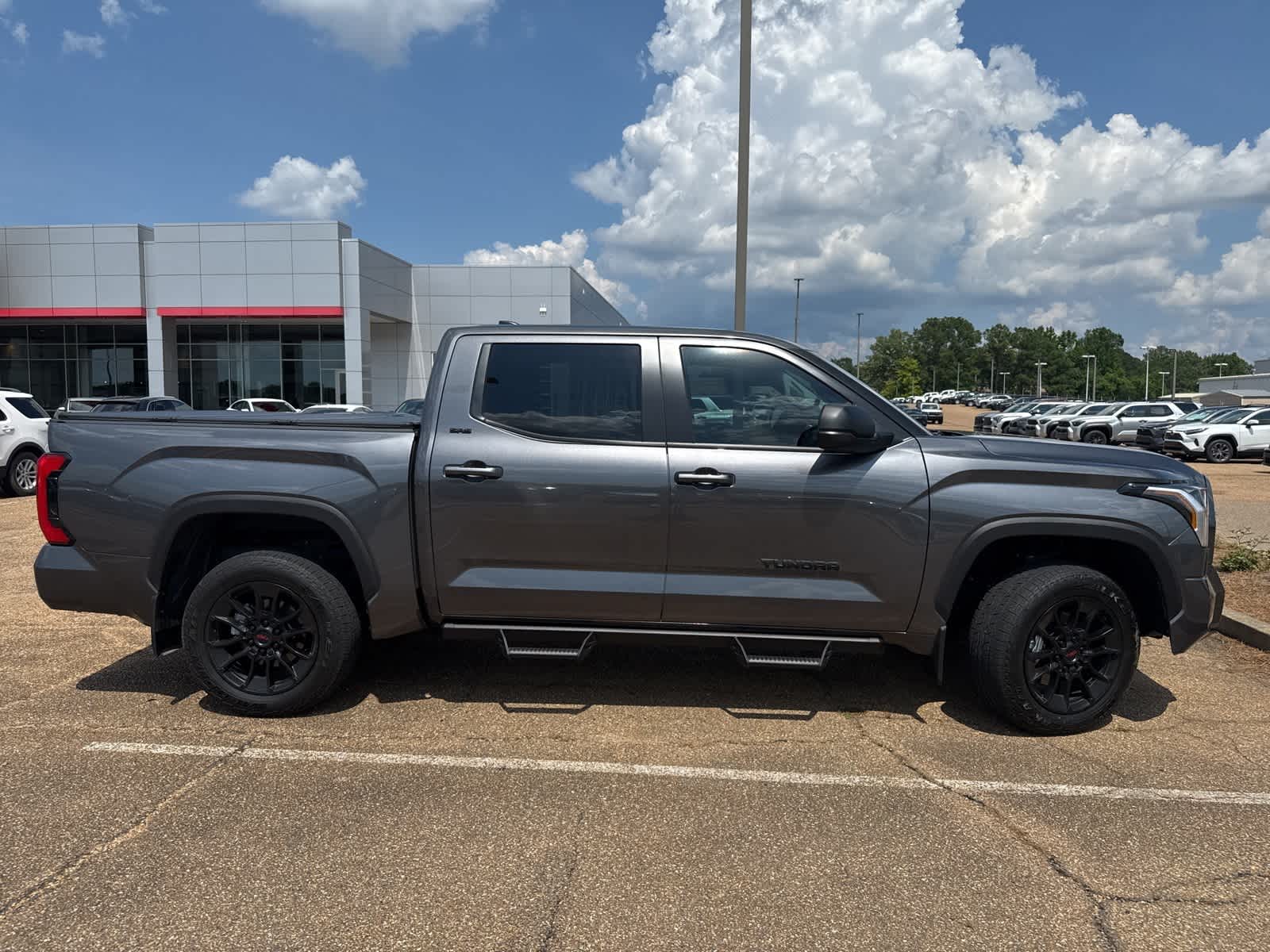 Thumbnail: 2024 Toyota Tundra - 3
