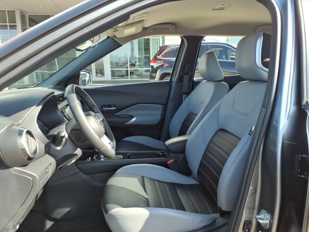 Thumbnail: 2024 Nissan Kicks - 25