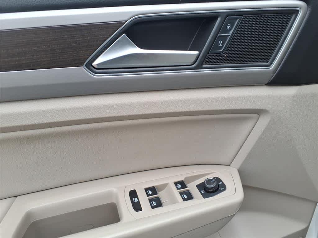 Thumbnail: 2019 Volkswagen Atlas - 13