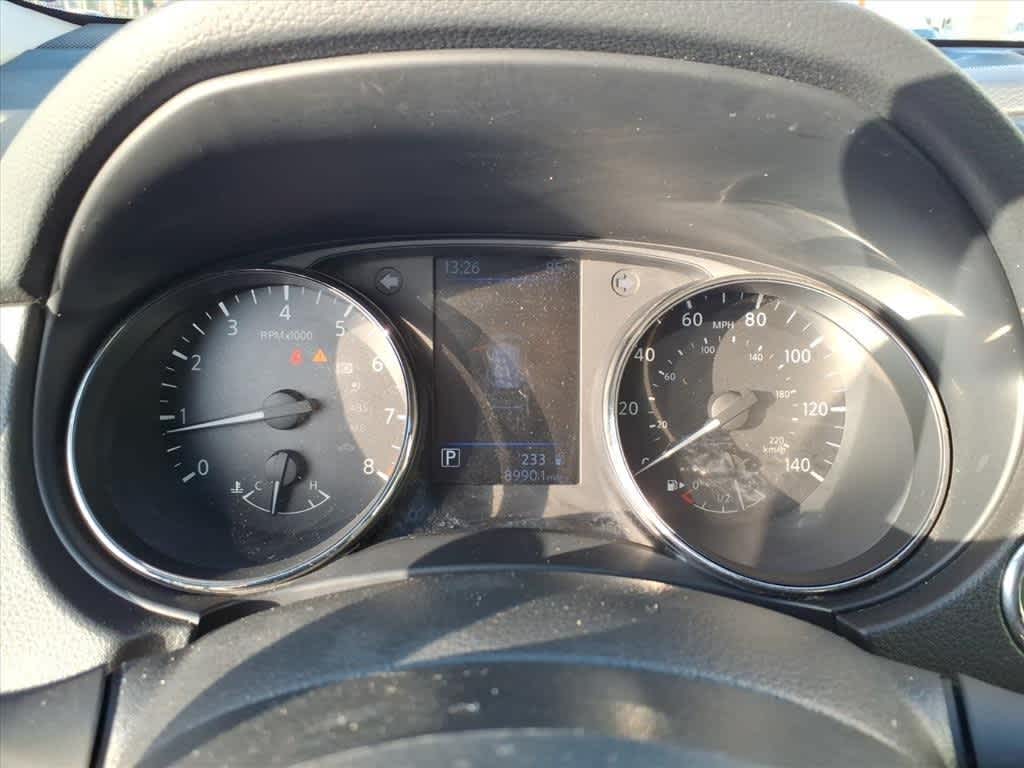 Thumbnail: 2018 Nissan Rogue - 17