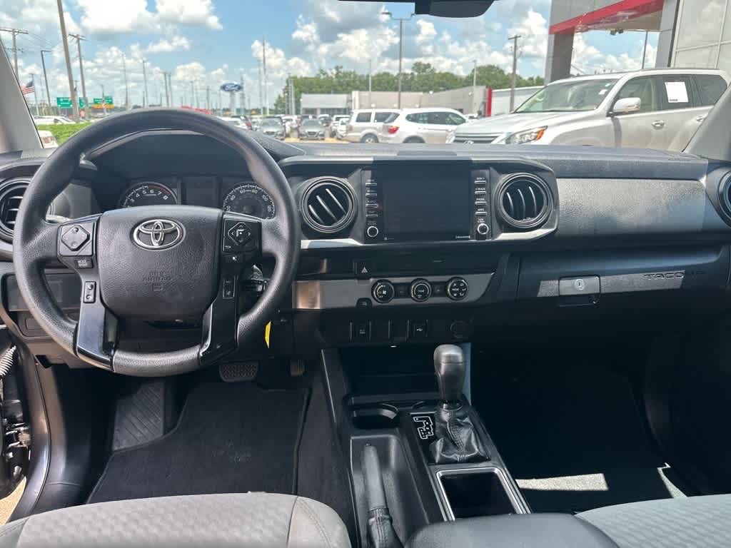 Thumbnail: 2020 Toyota Tacoma - 10
