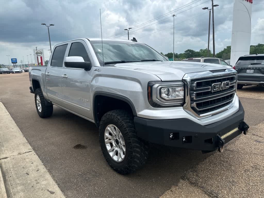 Thumbnail: 2017 GMC Sierra 1500 - 3
