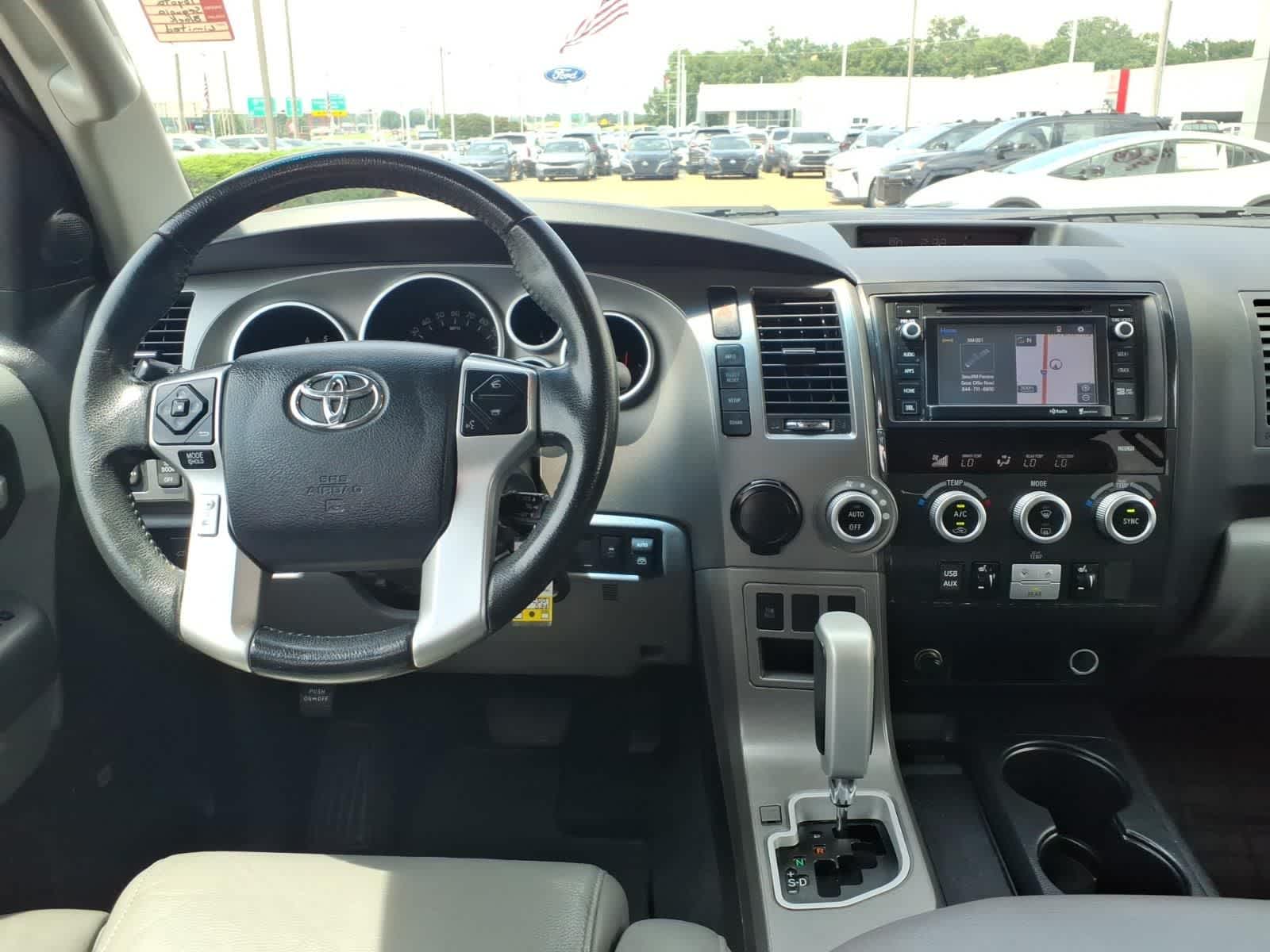 Thumbnail: 2014 Toyota Sequoia - 9