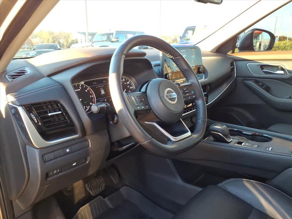 Thumbnail: 2021 Nissan Rogue - 10