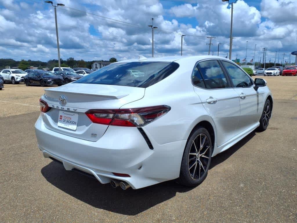 Thumbnail: 2023 Toyota Camry - 5