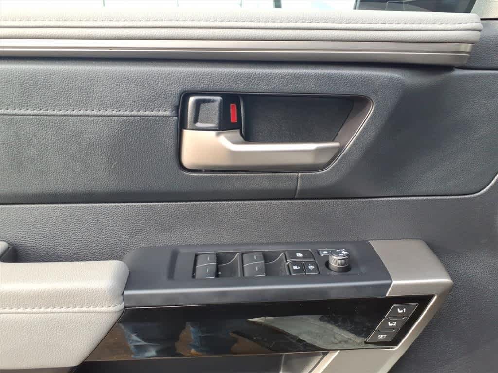 Thumbnail: 2024 Toyota Tundra - 13