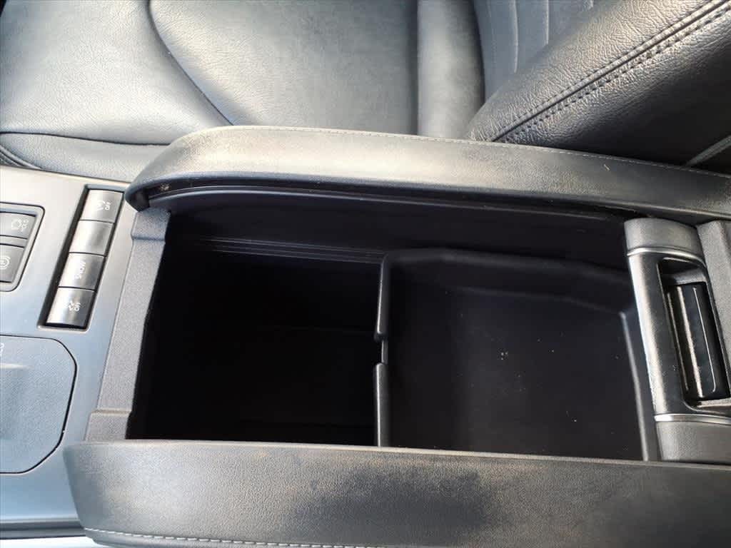 Thumbnail: 2022 Toyota Highlander - 22