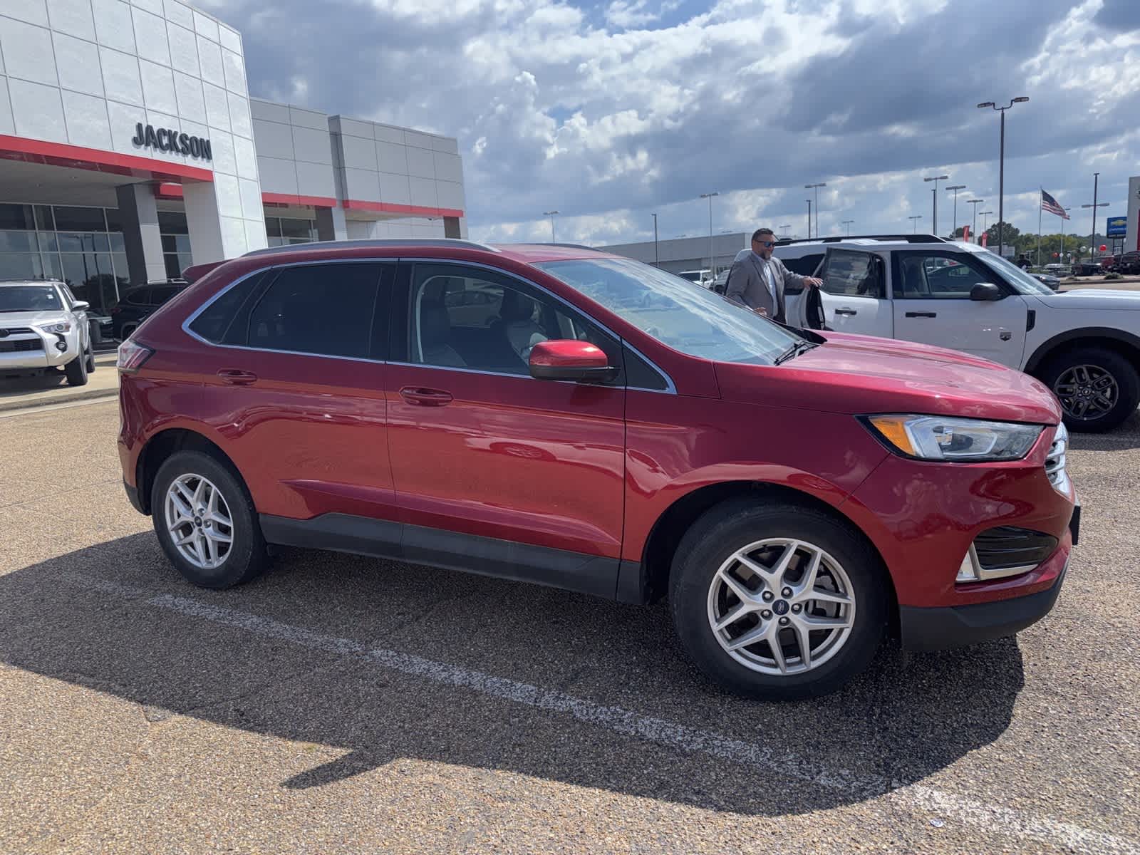 Thumbnail: 2021 Ford Edge - 4
