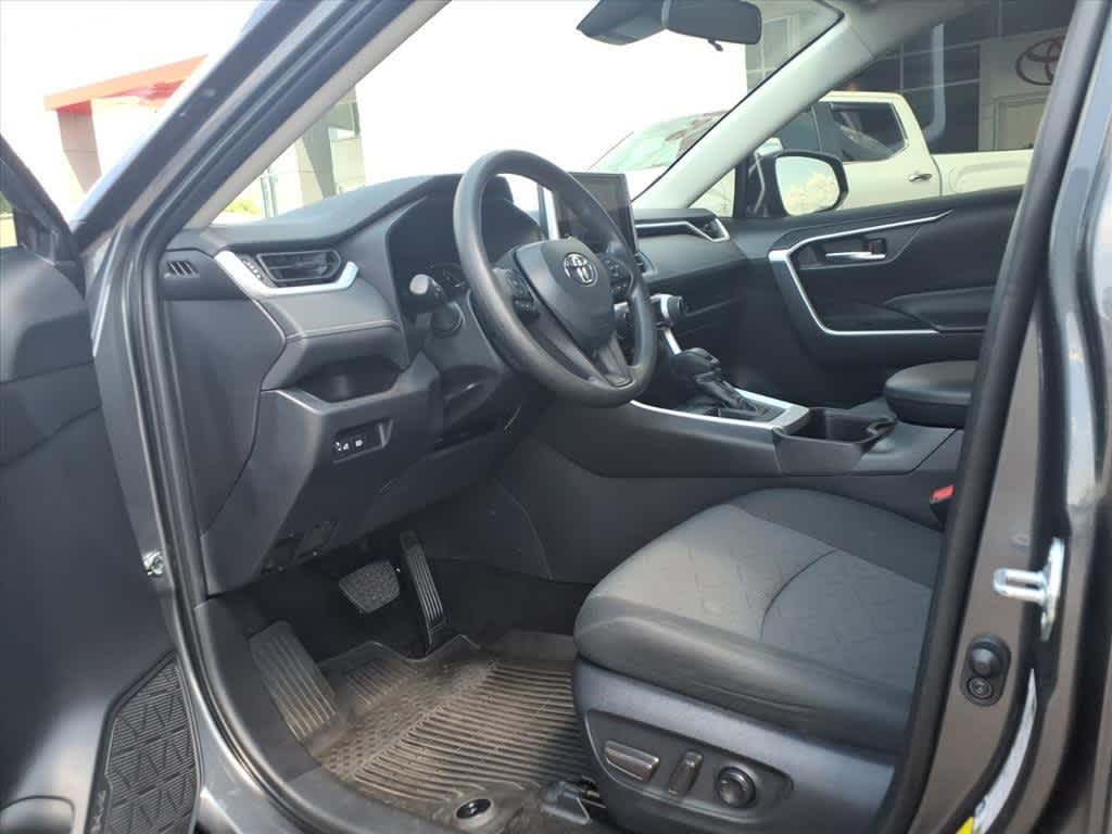 Thumbnail: 2024 Toyota RAV4 - 25