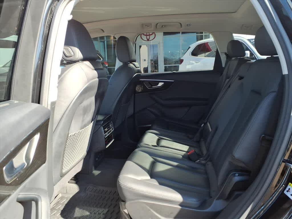 Thumbnail: 2023 Audi Q7 - 28