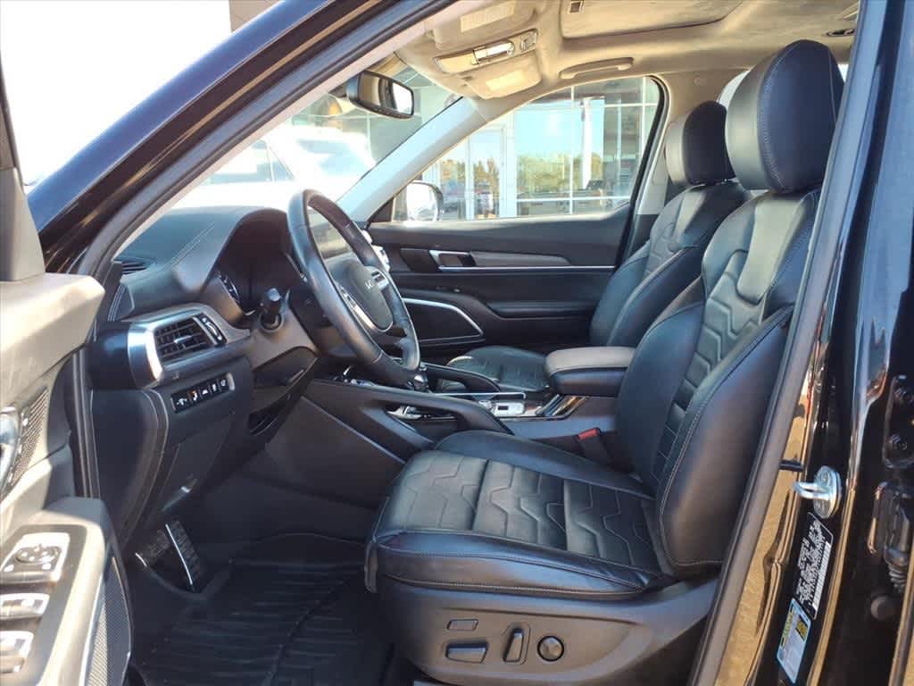 Thumbnail: 2022 Kia Telluride - 23